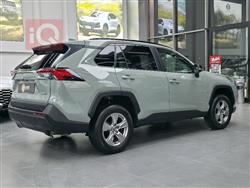 تۆیۆتا ڕاڤ 4